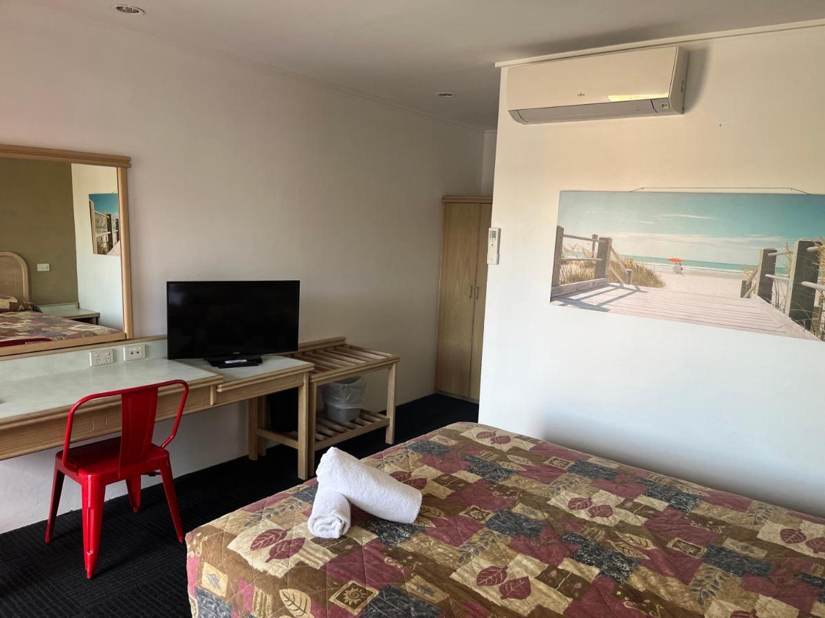 Chelsea Motor Inn Кофс-Харбор Экстерьер фото