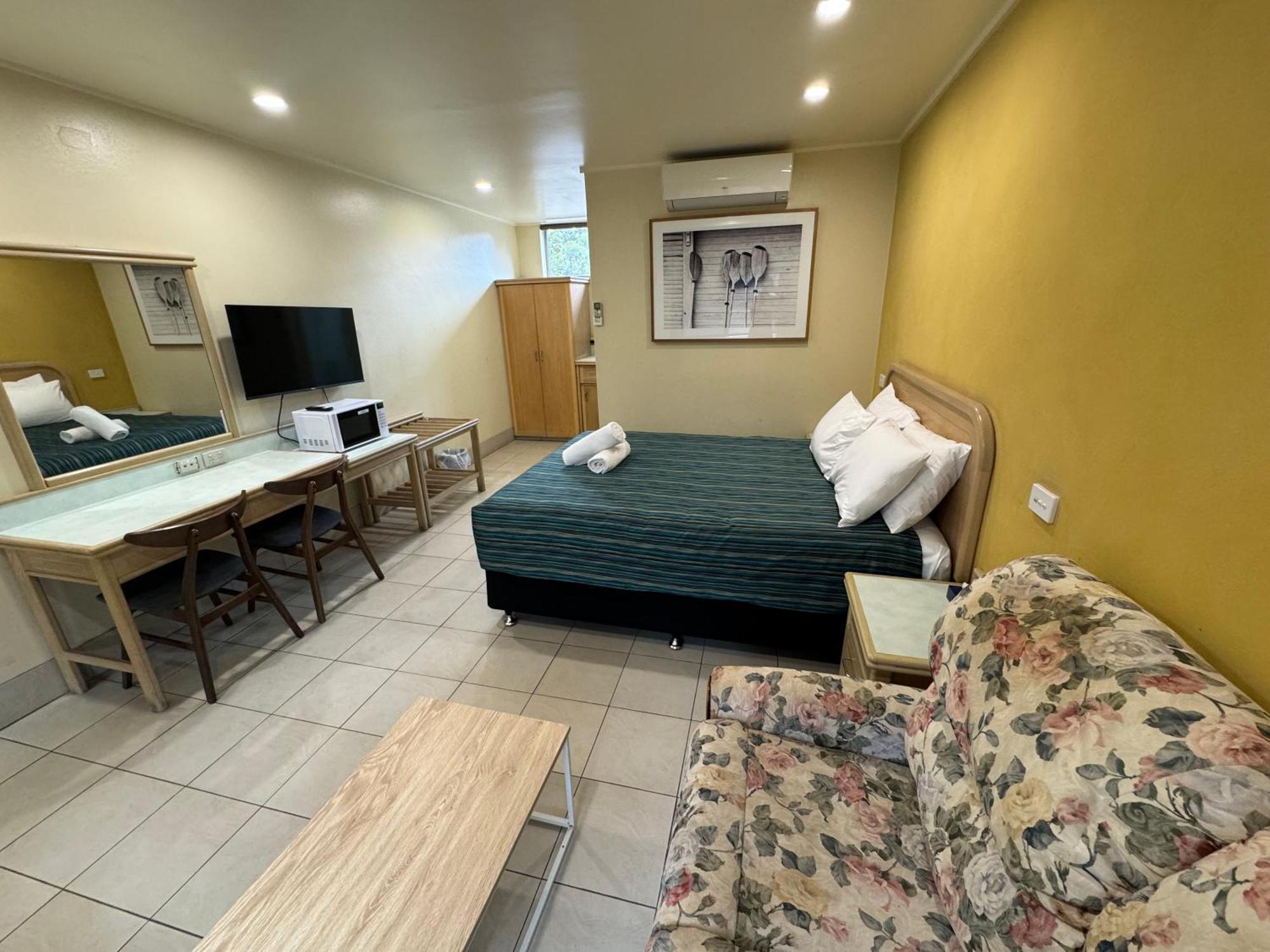 Chelsea Motor Inn Кофс-Харбор Экстерьер фото